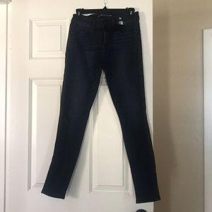 Mid rise jean leggings, never been worn.